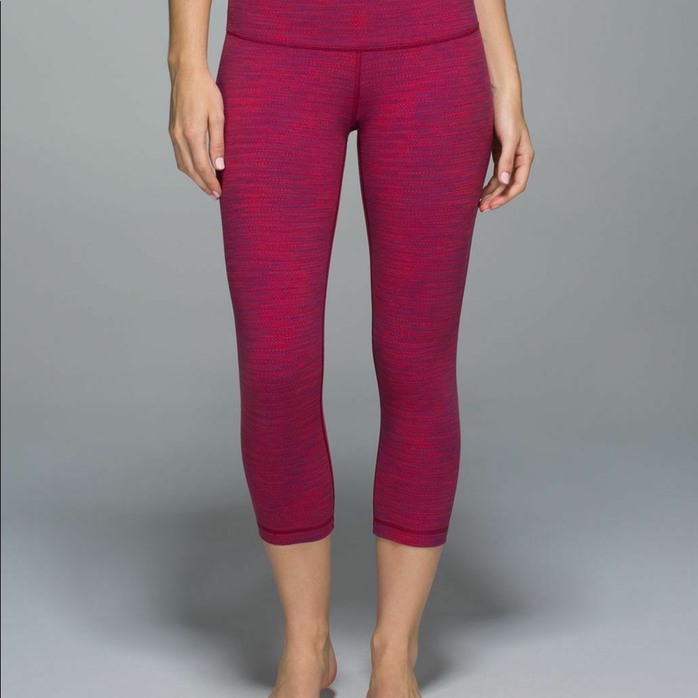 Luulemon Wunder Under crops Space Dye 6 nwot